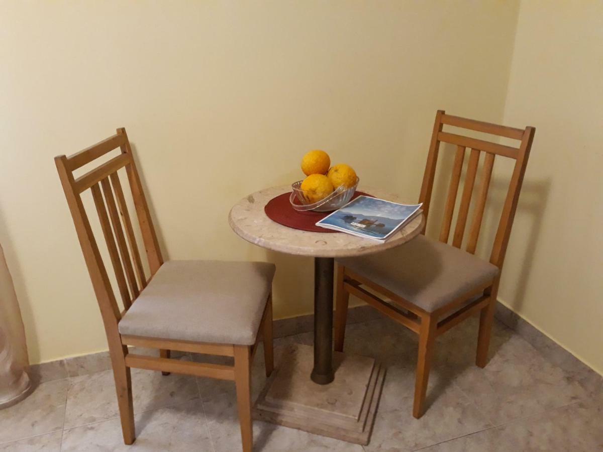 Apartments Ardura Petrovac Bagian luar foto
