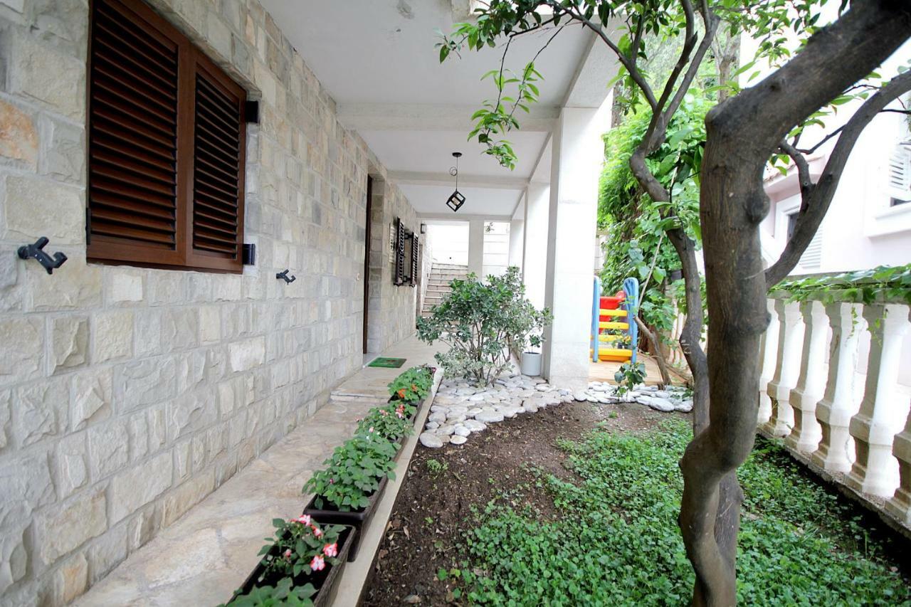 Apartments Ardura Petrovac Bagian luar foto