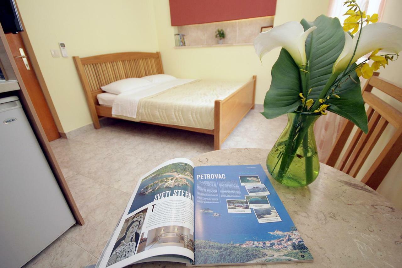 Apartments Ardura Petrovac Bagian luar foto