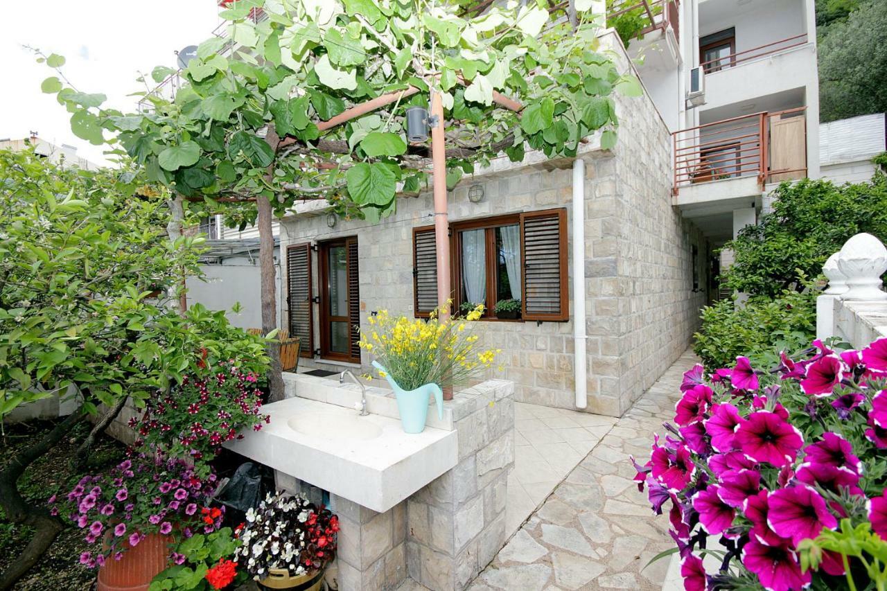 Apartments Ardura Petrovac Bagian luar foto